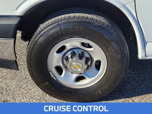 Used 2024 Chevrolet Express 3500 LT w/ LT Preferred Equipment Group image 12