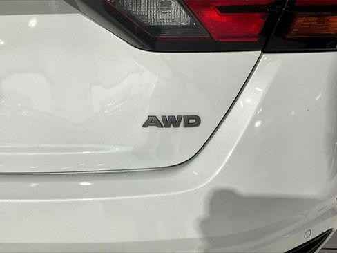 Used 2024 Nissan Altima 2.5 SV image 24