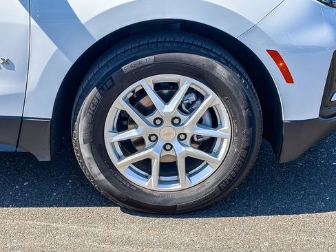 Used 2022 Chevrolet Equinox LS w/ LS Convenience Package image 13