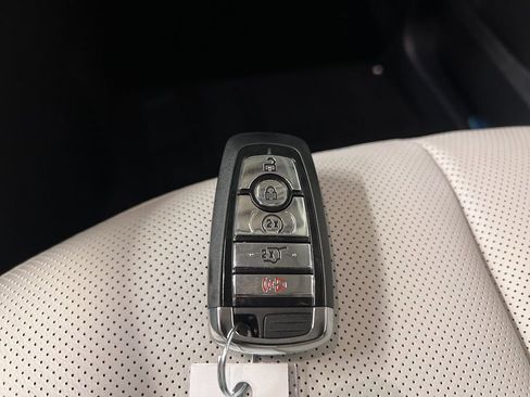 New 2026 Lincoln Aviator AWD image 42