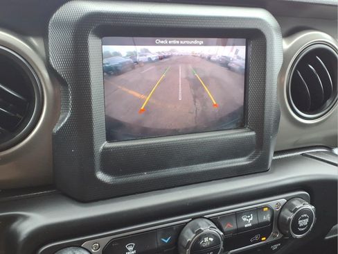 Used 2022 Jeep Wrangler Unlimited Sport AWD/4WD image 22