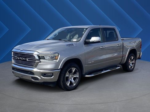 Used 2022 RAM 1500 Laramie AWD/4WD image 7