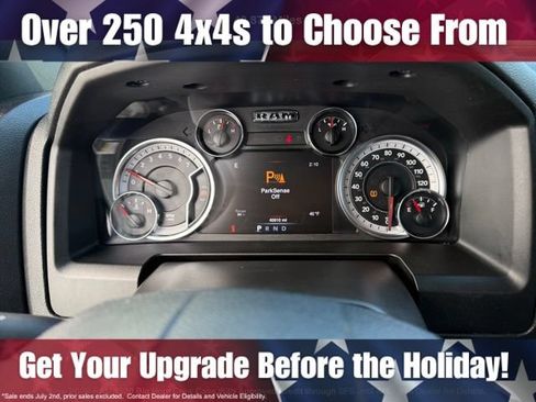 Used 2022 RAM 1500 Warlock w/ Ceramic Gray Warlock Package AWD/4WD image 15