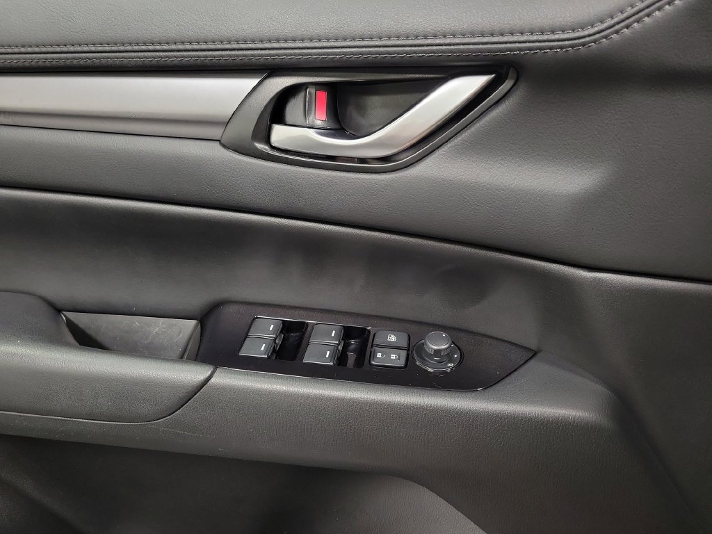 Used 2019 MAZDA CX-5 Touring FWD image 30