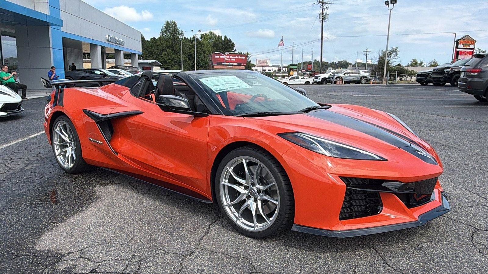 New 2027 Chevrolet Corvette Grand Sport w/ Z52 Sport Performance Package RWD image 6