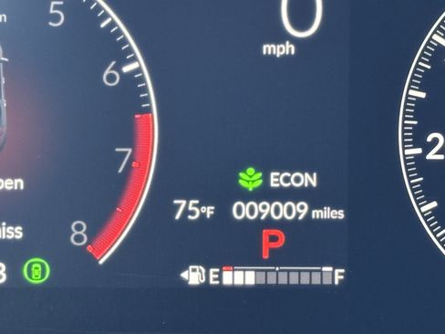 Certified 2025 Honda Pilot TrailSport image 29