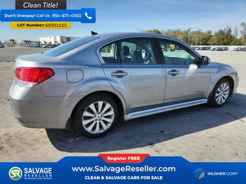Used 2011 Subaru Legacy 2.5i Limited AWD/4WD image 4