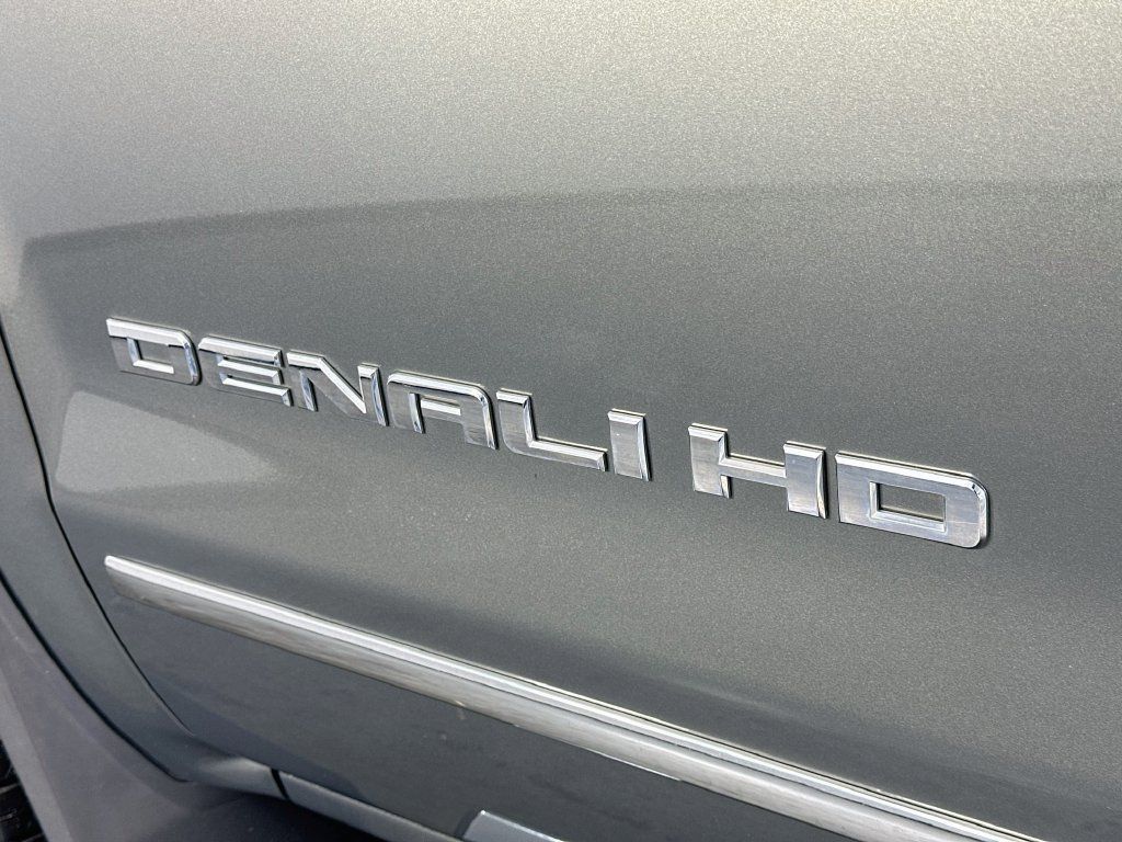 Used 2018 GMC Sierra 3500 Denali w/ Duramax Plus Package AWD/4WD image 28