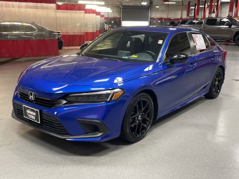 Used 2024 Honda Civic Sport image 5