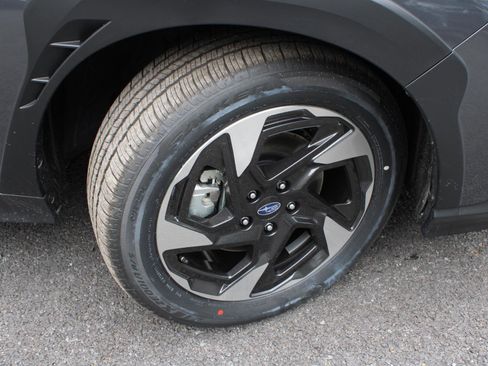 New 2025 Subaru Crosstrek 2.5i Limited w/ Popular Package #3A image 13