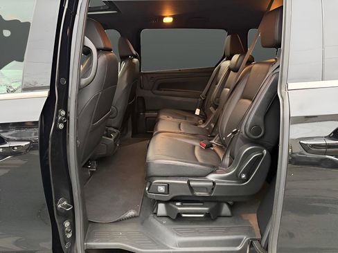 Used 2023 Honda Odyssey Sport image 24