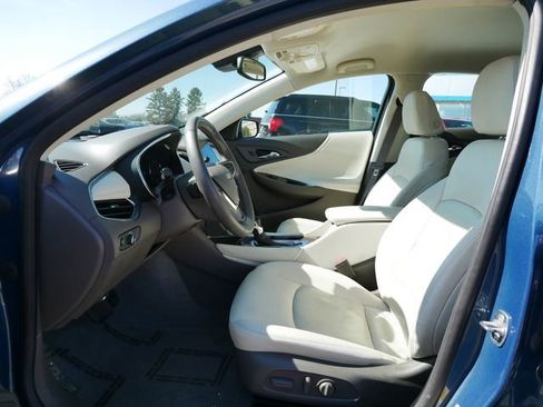 Used 2024 Chevrolet Malibu LT image 11