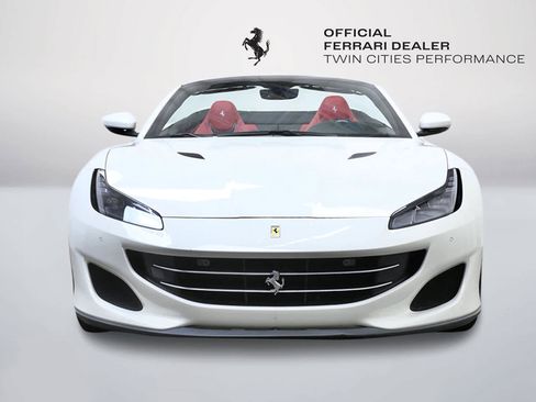 Certified 2019 Ferrari Portofino RWD image 9