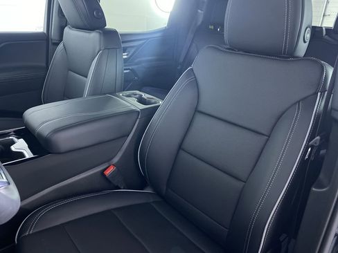 New 2026 Chevrolet Silverado EV LT image 10