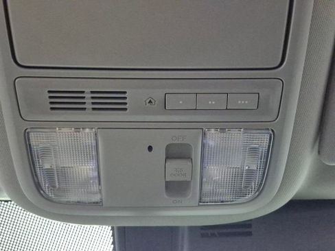 Used 2023 Honda Ridgeline Sport image 21