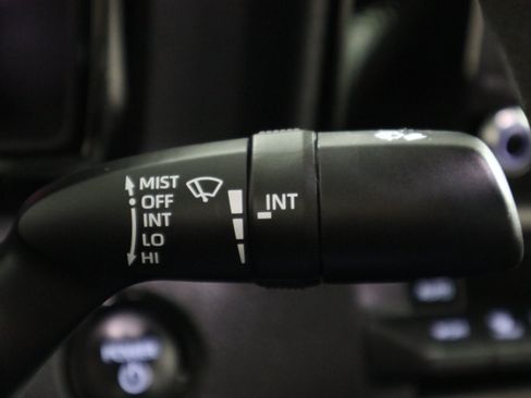 Used 2025 Toyota Camry LE FWD image 31