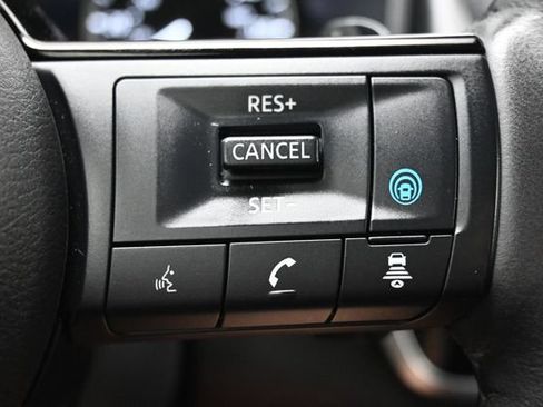 Used 2021 Nissan Rogue SL w/ Premium Package FWD image 19