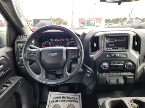 Used 2024 Chevrolet Silverado 1500 Custom Trail Boss w/ LPO, Dark Essentials Package image 17