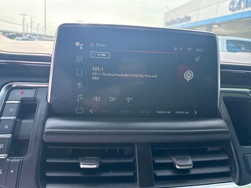 Used 2022 GMC Yukon XL SLE image 22