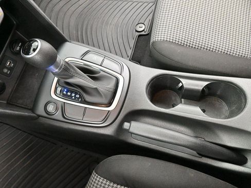 Used 2019 Hyundai Kona SE FWD image 24