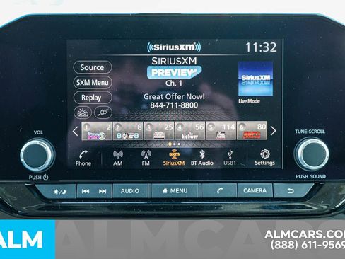 Used 2024 Nissan Pathfinder SV image 43