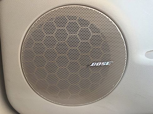 Used 2011 Chevrolet Impala LT w/ Luxury Edition Package image 17