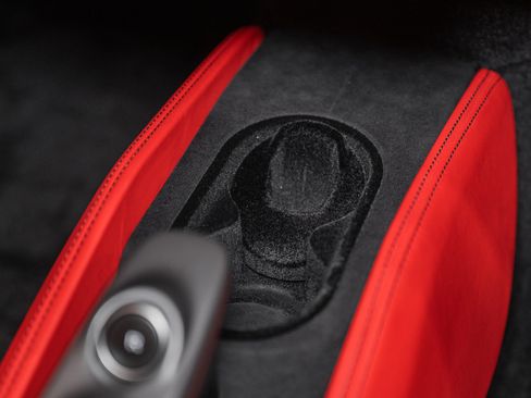 Used 2021 Ferrari F8 Tributo RWD image 40