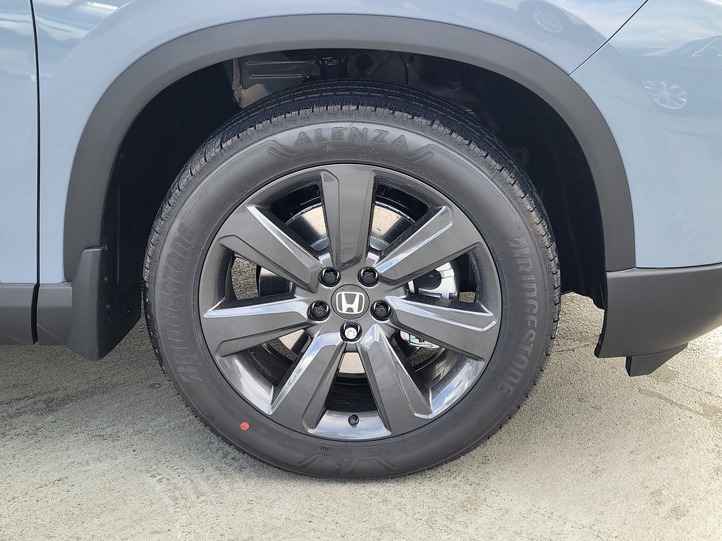 New 2026 Honda Pilot Sport image 5