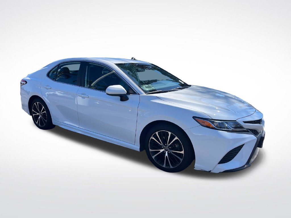 Used 2020 Toyota Camry SE FWD image 7