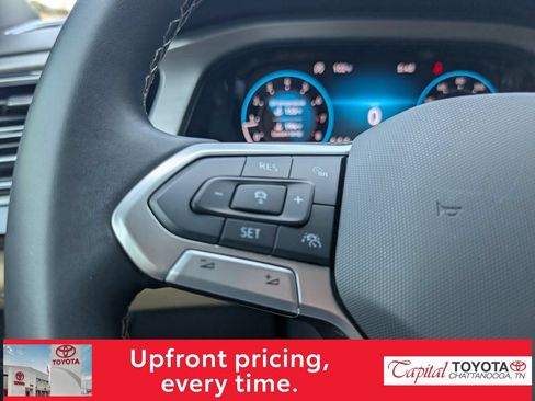 Used 2024 Volkswagen Atlas Cross Sport SE w/ Panoramic Sunroof Package AWD/4WD image 17