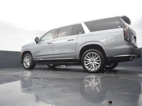 Certified 2024 Cadillac Escalade ESV Premium Luxury AWD/4WD image 54