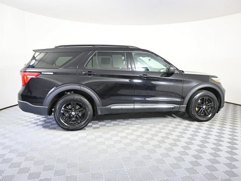 Used 2023 Ford Explorer XLT w/ Class IV Trailer Tow Package AWD/4WD image 7