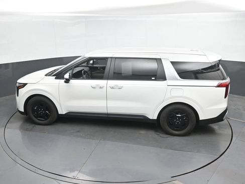 Used 2026 Kia Carnival FWD image 36