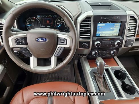 Used 2018 Ford F150 King Ranch image 12