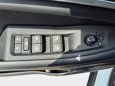 New 2025 Jeep Grand Cherokee Limited image 14