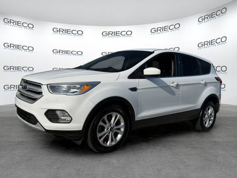 Certified 2019 Ford Escape SE FWD image 3