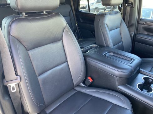 Used 2024 Chevrolet Tahoe LT image 28