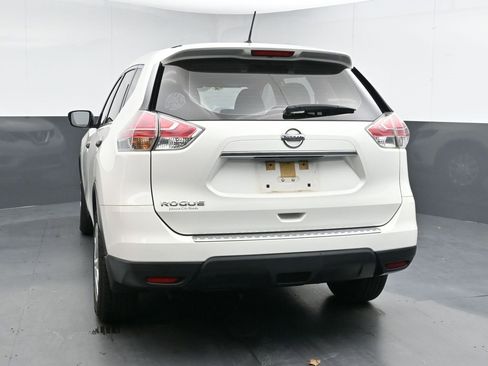 Used 2016 Nissan Rogue S image 6