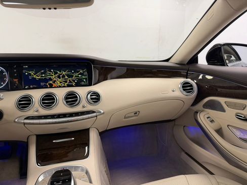 Used 2015 Mercedes-Benz S 550 4MATIC Coupe w/ Premium 1 Package image 43