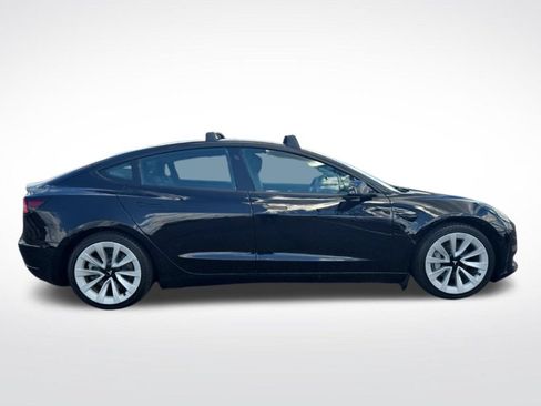 Used 2021 Tesla Model 3 Standard Range Plus RWD image 2