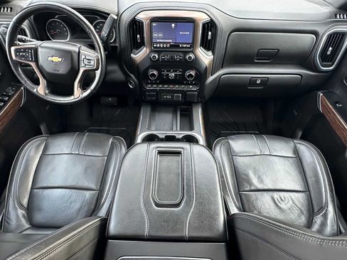 Used 2020 Chevrolet Silverado 1500 High Country w/ Technology Package image 18
