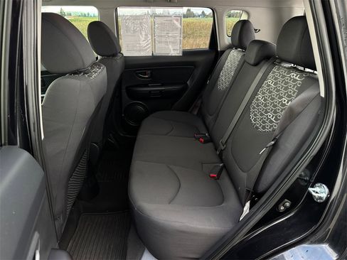 Used 2011 Kia Soul + w/ Audio Pkg image 23