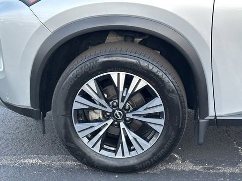 Certified 2023 Nissan Rogue SV image 10