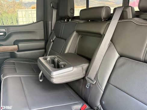 Used 2019 Chevrolet Silverado 1500 High Country w/ Technology Package AWD/4WD image 33