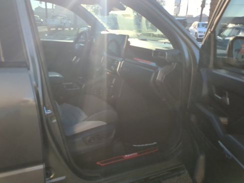 Used 2024 Toyota Tacoma TRD Sport image 17