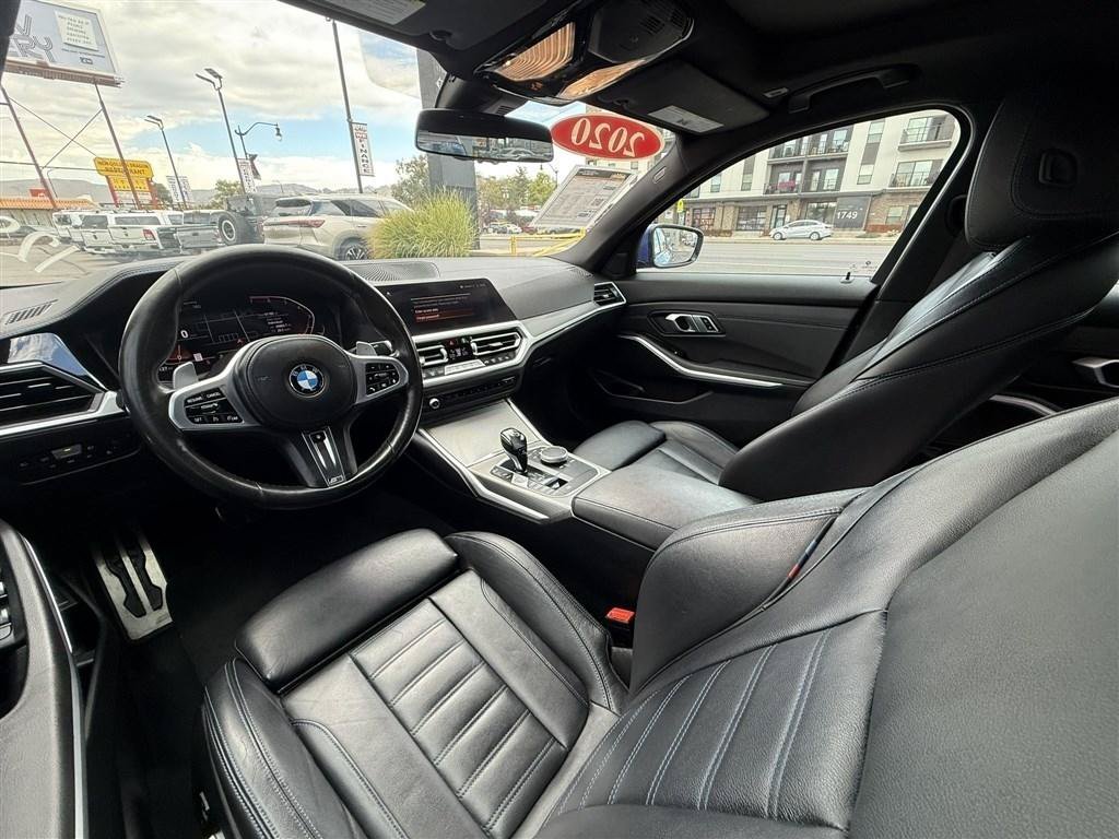 Used 2020 BMW 330i xDrive Sedan w/ M Sport Package AWD/4WD image 24