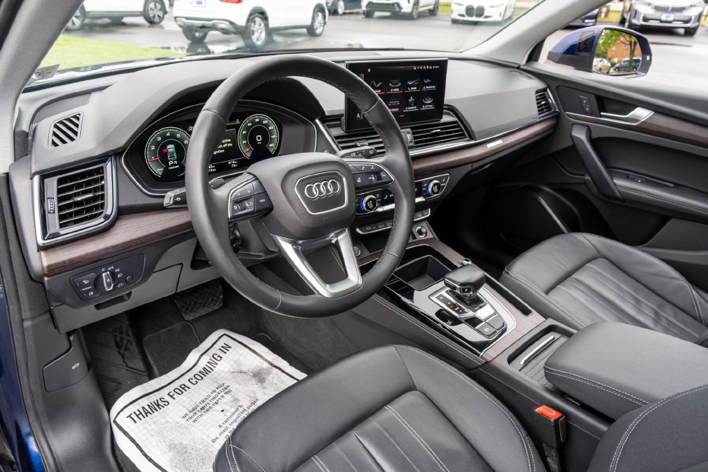 Used 2021 Audi Q5 2.0T Premium Plus w/ Premium Plus Package AWD/4WD image 14