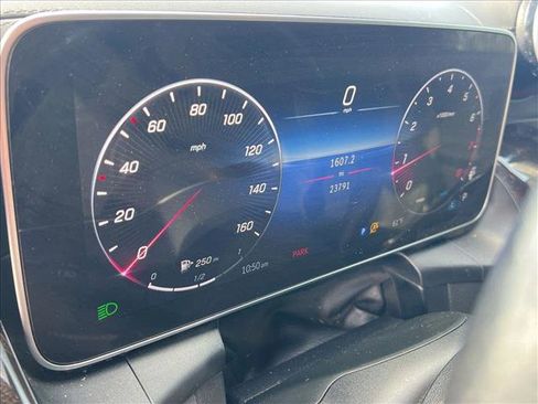 Certified 2023 Mercedes-Benz GLC 300 4MATIC image 11