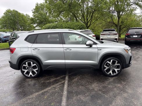 Used 2023 Volkswagen Taos SEL AWD/4WD image 4