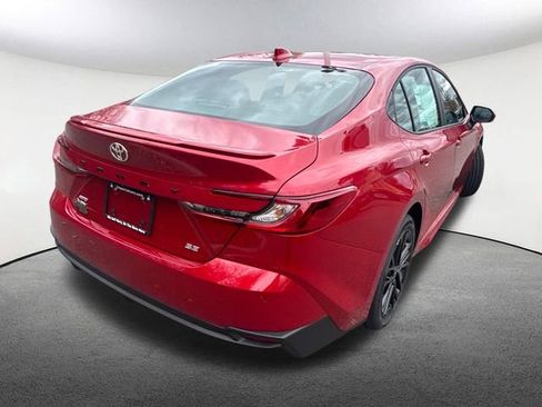 New 2026 Toyota Camry SE image 9